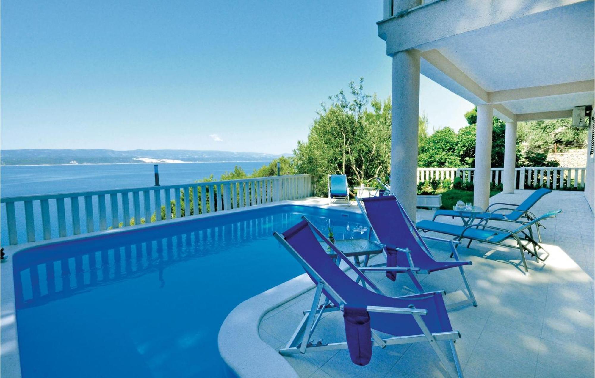 2 Bedroom Nice Apartment In Mimice Exterior photo
