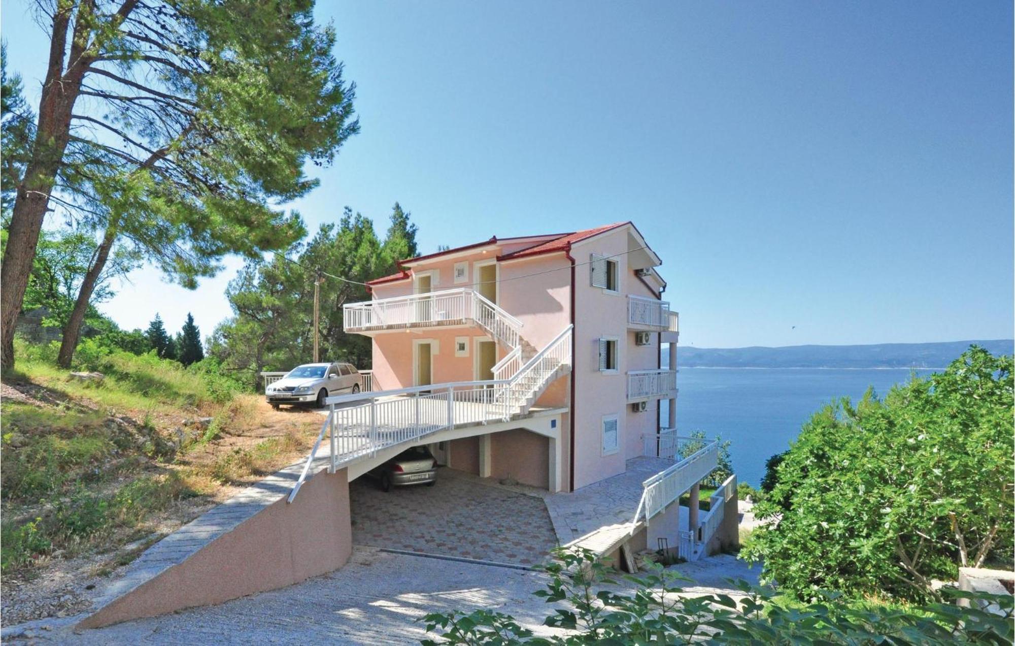 2 Bedroom Nice Apartment In Mimice Exterior photo